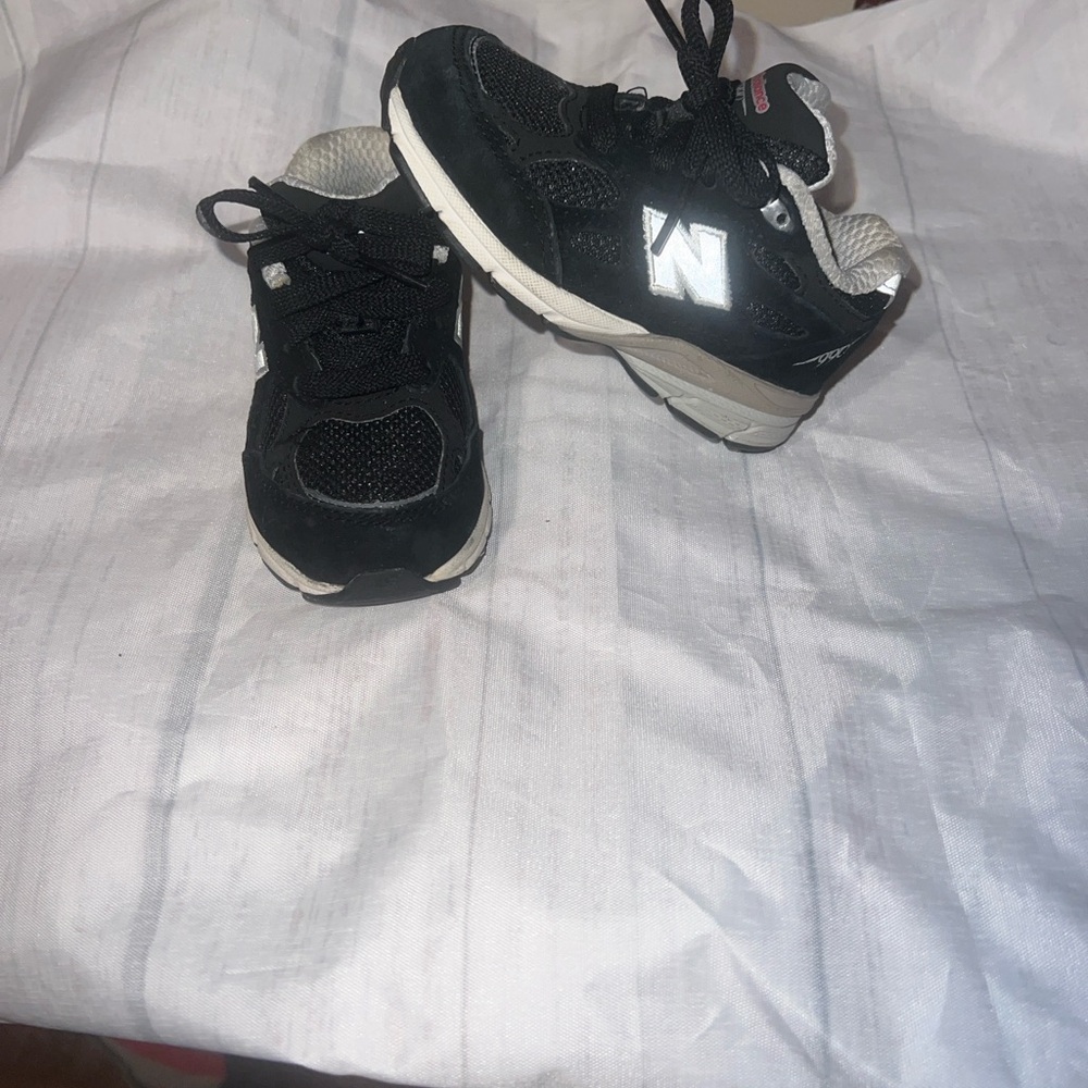 New Balance Kids Black and White Sneakers